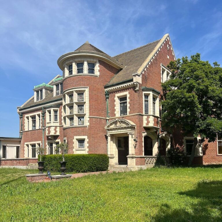 Rosenheim Mansion – Los Angeles, California