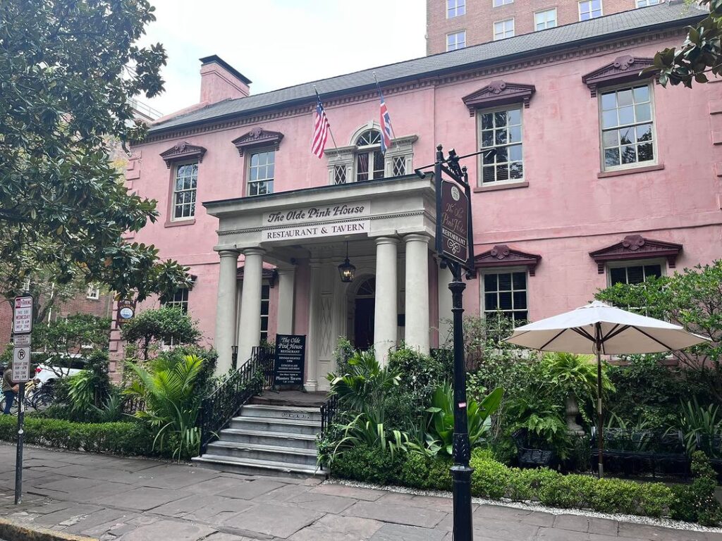 Olde Pink House